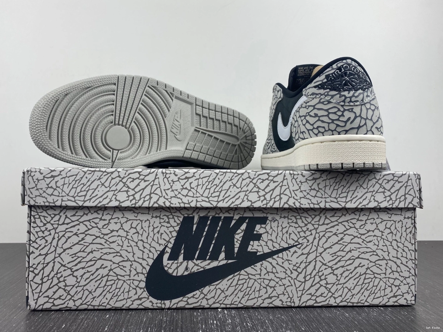 Retro CZ0790-001 Jordan Cement Black 1 OG Low - 0414